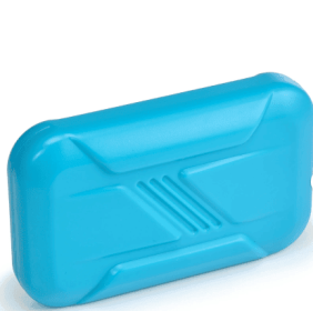 Your Zone Reusable Ice Pack for Kids Lunch Box, Aqua, Light weight, Plastic